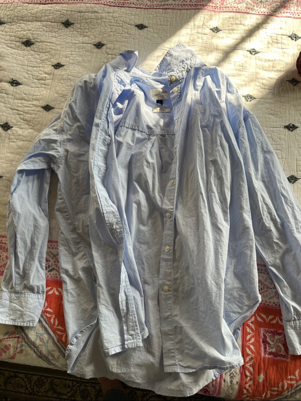 Universal Thread Light Blue Button-Down Shirt